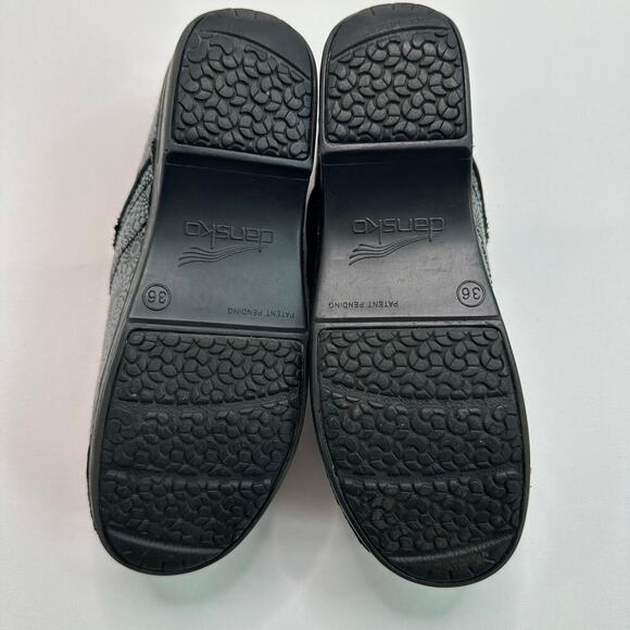 Dansko XP Black and Silver Metallic Medallion Leather Closed  Back Clogs - Picture 7 of 10